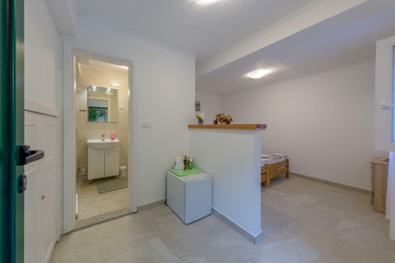 Room Nino سكرادين المظهر الخارجي الصورة