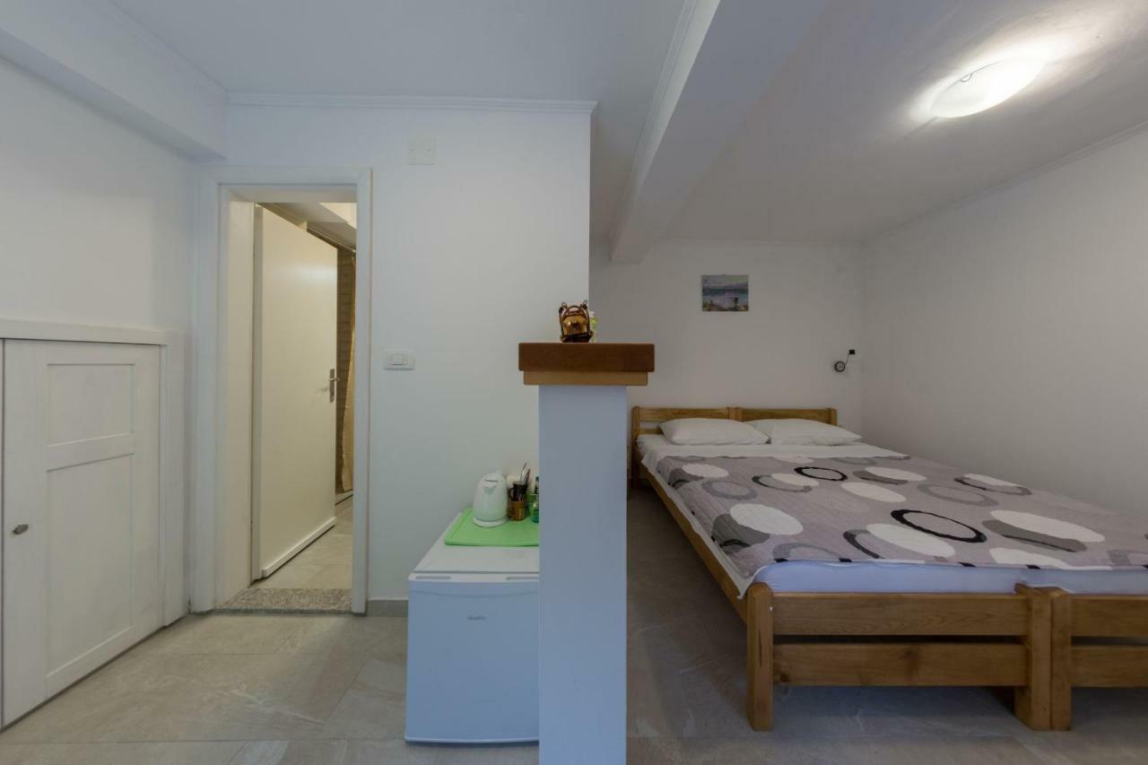 Room Nino سكرادين المظهر الخارجي الصورة